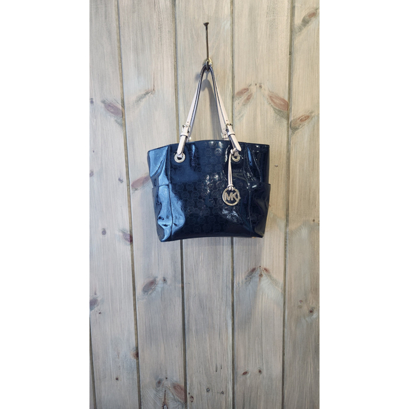 Michael Kors tote black patent leather, EUC,12" X 11" X 6" - Picture 1 of 11